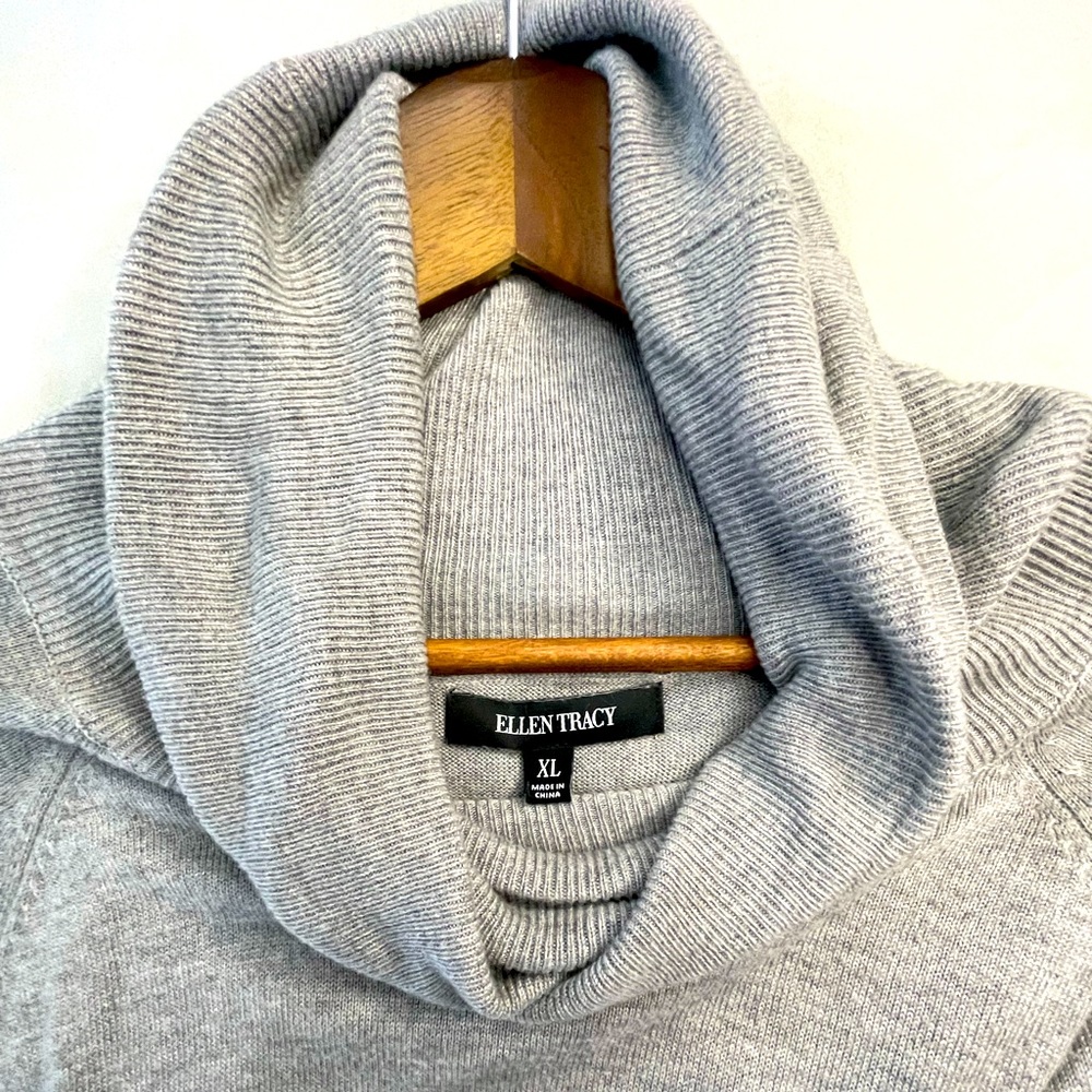 NWOT Ellen Tracy turtle neck sweater gray XL